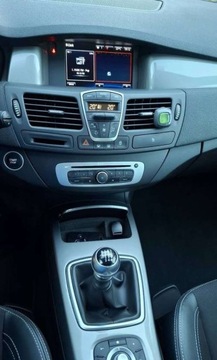 Renault Laguna III Grandtour Phase II 2.0 dCi 130KM 2014 Renault Laguna Laguna 2.0dci R-link Bezwypadkowy 2.0 Diesel 130KM, zdjęcie 9