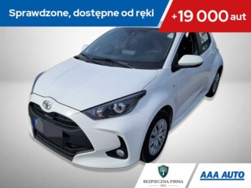 Toyota Yaris IV Hatchback 1.5 Dynamic Force 125KM 2022 Toyota Yaris 1.5 VVT-i, Salon Polska