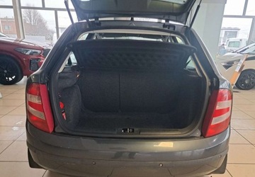 Skoda Fabia I Hatchback 1.2 i 64KM 2007 Skoda Fabia 1.2 64KM MINT Krajowa,Klimatyzacja,Czujniki parkowania, Stan d, zdjęcie 8