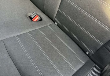 Dacia Duster II SUV  1.3 TCe 130KM 2019 Dacia Duster kamera cofania, nawigacja 1.3 Benzyna 130KM, zdjęcie 27