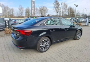 Toyota Avensis III Sedan Facelifting 2015 2.0 D-4D 143KM 2017 Toyota Avensis Toyota Avensis 2.0 Diesel 143KM, zdjęcie 32