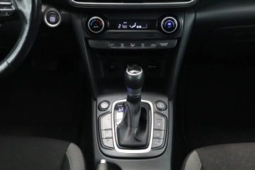 Hyundai Kona I Crossover 1.6 T-GDI 177KM 2019 Hyundai Kona 1.6 T-GDI, Salon Polska, Serwis ASO, zdjęcie 15