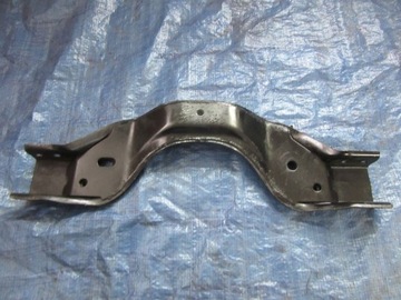 ISUZU D-MAX II 2.5D 2013 NOSNÍK UCHYCENÍ DRŽÁKY OPĚRADLO PŘEVODOVKY