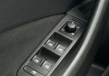 Skoda Kamiq Crossover 1.0 TSI 115KM 2020 Skoda Kamiq Style Pakiety, ACC, Kamera cofania, Kessy, Virtual Cockpit, S, zdjęcie 19