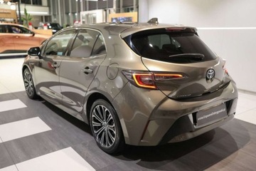 Toyota Corolla XII 2019 Toyota Corolla 1.8 Hybrid Executive 1.8 Hybryda 98KM, zdjęcie 3