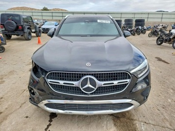 Mercedes GLC C254/X254 2023 Mercedes-Benz GLC 2023 r., 2,0L 300 4MATIC 2.0 Benzyna 255KM, zdjęcie 1