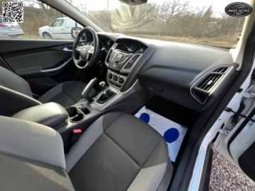 Ford Focus III Kombi 1.6 TDCi 105KM 2013 Ford Focus Nowe opony - Szwajcaria - Gwarancja tech. Po przegladzie olejow, zdjęcie 27