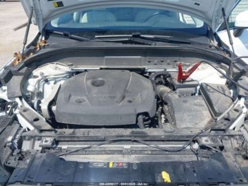 Volvo XC60 II 2021 Volvo XC 60 T5 Momentum 2021 2.0l 2.0 Benzyna 250KM, zdjęcie 8