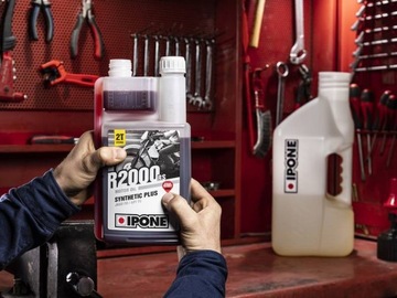 IPONE R2000RR СИНТЕТИЧЕСКОЕ МАСЛО 2Т ДЛЯ ДИСПЕНСЕРА 1Л