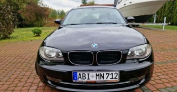 BMW Seria 1 E81/E87 Hatchback 5d E87 1.6 116i 122KM 2007 BMW Seria 1 BMW Seria 1 1.6 Benzyna 122KM, zdjęcie 1