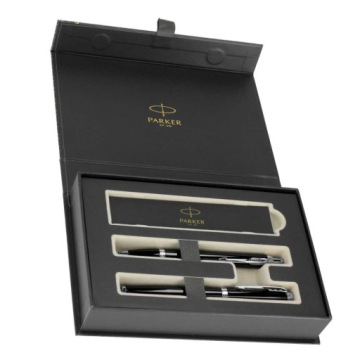 Шариковая ручка Parker IM CT и письменный набор в подарок.