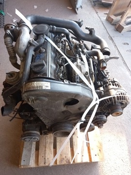 SILNIK 1.9TDI AHH KOMPLETNY PASSAT B5 AUDI A4 B5