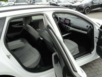 Audi A4 B9 Avant Facelifting 2.0 35 TDI 163KM 2021 Audi A4 Avant S-Line Navi Full Led Digital Kamery 360 Automat 2021 2.0, zdjęcie 9