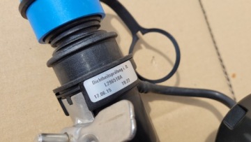 ЗАЛИВНАЯ ТРУБКА MERCEDES C CLASS W205 ADBLUE