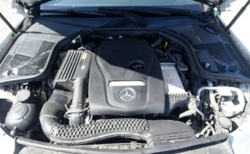 Mercedes Klasa C W205 Coupe 200 184KM 2016 Mercedes-Benz Klasa C C200 Coupe 4Matic 4x4 Automatyczna skrzynia biegow S, zdjęcie 31