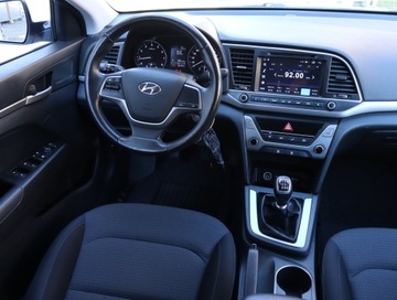 Hyundai Elantra VI Sedan 1.6 MPI 128KM 2016 Hyundai Elantra 1.6 CVVT, Salon Polska, zdjęcie 6