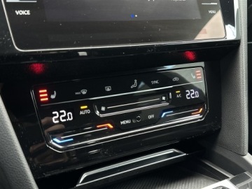 Volkswagen Arteon Shooting Brake R 2.0 TSI 320KM 2023 Volkswagen Arteon 2.0TSI 320KM 4X4 R DSG l DCC, AC, zdjęcie 20