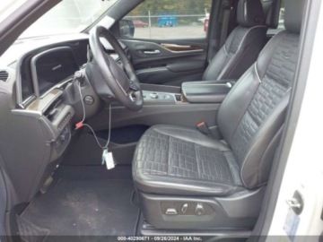 Cadillac Escalade III 2021 Cadillac Escalade Premium Luxury, 2021r., 4x4, 6.2L 6.2 Benzyna 420KM, zdjęcie 9