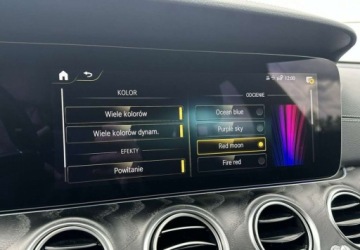 Mercedes Klasa E W213 Kombi Facelifting 2.0 E220d 194KM 2022 Mercedes-Benz Klasa E Pakiet AMG Head-Up Hak Alcantara FV 23 2.0, zdjęcie 29