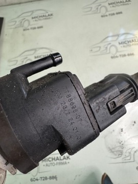 BMW E60 E61 525D 2.5 PUMPIČKA PALIVA 7788695