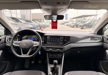 Volkswagen Taigo 1.0 TSI 95KM 2023 Volkswagen Taigo Swiatla LED Lane Assist CarPlayAndroid Auto Salon PL, zdjęcie 17