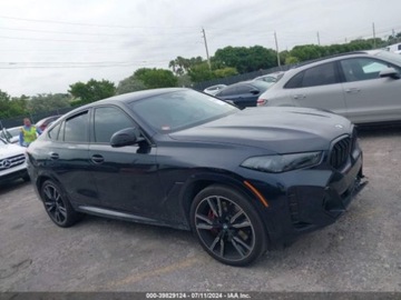 BMW X6 G06 2024 BMW X6 2024r, M60I, 4.4L, 4x4 4.4 Benzyna 523KM, zdjęcie 3