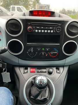 Citroen Berlingo II Combi 1.6 VTI 120KM 2012 Citroen Berlingo klima, zdjęcie 18