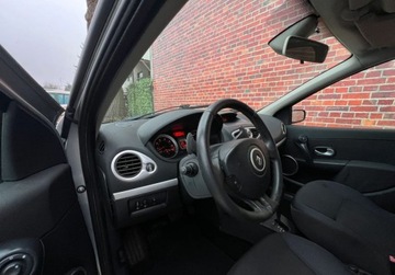 Renault Clio III Hatchback 5d 1.6 i 16V 110KM 2008 Renault Clio automat klima Isofix Warszawa gwarancja w cenie VRAJ 1.6, zdjęcie 6
