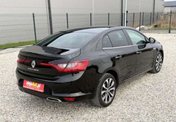 Renault Megane IV GrandCoupe Facelifting 1.3 TCe 140KM 2021 Renault Megane 1.4 Benz 140 KM 2021r Bogaty Warszawa 1.3 Benzyna, zdjęcie 4