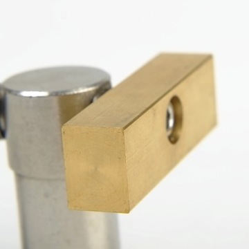 IMAK регулируемое 70 -миллиметровое стальное винтовое давление с закусками Stolarski