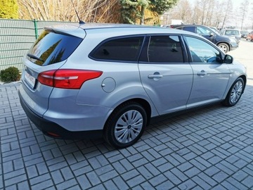 Ford Focus III Kombi Facelifting 1.6 TDCi 95KM 2016 Ford Focus 1.6 TDCI SALON PL FV 23% 1-Wł LIFT, zdjęcie 4