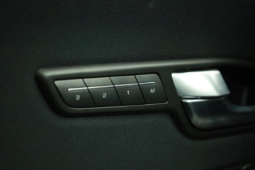 Land Rover Range Rover Evoque I SUV 5d Facelifting 2.0D TD4 180KM 2016 Land Rover Range Rover Evoque TD4, 177 KM, 4X4, zdjęcie 13