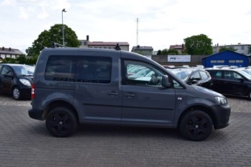 Volkswagen Caddy III Kombi Facelifting 2.0 TDI 110KM 2012 Volkswagen Caddy 2.0 TDI, 5-Osobowy, Naped 4-Motion, Klima, Hak, Rozsuwane, zdjęcie 1
