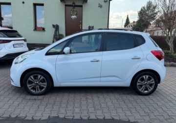 Kia Venga Mikrovan 1.4 DOHC CVVT 90KM 2015 Kia Venga 1.4 90KM Navi Panorama Kamera KEY Bezwypadkowy Dla wymagajacy, zdjęcie 1
