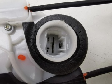 HONDA HR-V 2016 PRAVÁ STRANA ZÁMEK DVEŘE ZADNÍCH