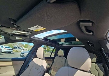 Volvo XC90 II 2025 Volvo XC 90 Auta z USA - Zapytaj o wiecej ofert 2.0 Benzyna 250KM, zdjęcie 14
