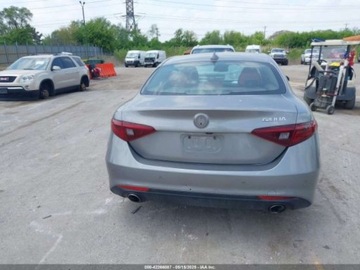 Alfa Romeo Giulia II 2018 Alfa Romeo Giulia Ti 2018 2.0l 2.0 Benzyna 280KM, zdjęcie 4