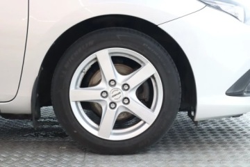 Toyota Auris II Hatchback 5d Facelifting 1.33 Dual VVT-i 99KM 2018 Toyota Auris 1.3 Dual VVT-i, Salon Polska, Navi, zdjęcie 14
