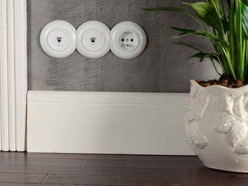 ЛОФТ РЕТРО ОДИНАРНАЯ РАМА 80мм БЕЛАЯ JLM