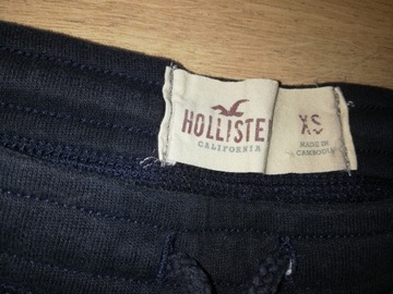 Spodnie dresowe firmy Hollister. Rozmiar XS.