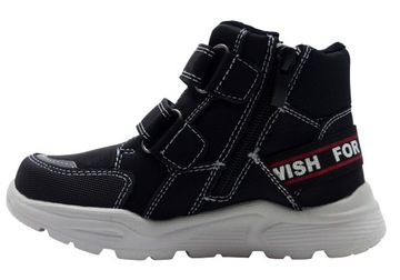 КРОССОВКИ НА ЛИПКЕ ИЗ МЯГКОЙ, КОМФОРТНОЙ КОЖИ