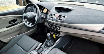 Renault Megane III Grandtour 1.6 16v 100KM 2010 Renault Megane 1.6 16V benzyna NISKI PRZEBIEG klimatyzacja super OKAZJA, zdjęcie 38