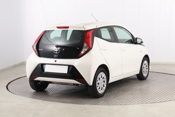 Toyota Aygo II Hatchback 3d Facelifting 1.0 VVT-i 72KM 2021 Toyota Aygo 1.0 VVT-i, Salon Polska, GAZ, Klima, zdjęcie 4