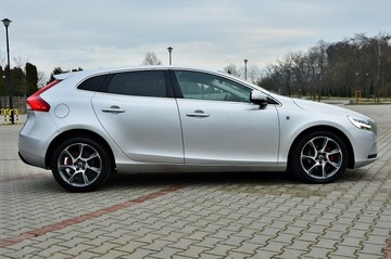 Volvo V40 II Hatchback Facelifting 2.0 D2 120KM 2016 Volvo V40 LiFT Full Led Ocean Race Ledy Digital, zdjęcie 9