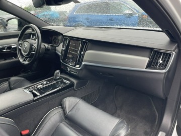 Volvo S90 II Sedan 2.0 T8 390KM 2020 Volvo S90 R-Design L T8 4x4 PlugIN Panorama Harman, zdjęcie 14