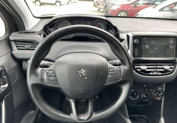 Peugeot 208 I Hatchback 3d Facelifting 1.0 PureTech 68KM 2016 Peugeot 208 Duze dotykowe radio Klima LED Pele..., zdjęcie 22