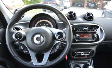 Smart Forfour II Hatchback 0.9 90KM 2018 Smart ForFour II W453 0.9 Turbo Benzyna 90KM Prime Panorama Skóra Aut.Klima, zdjęcie 18