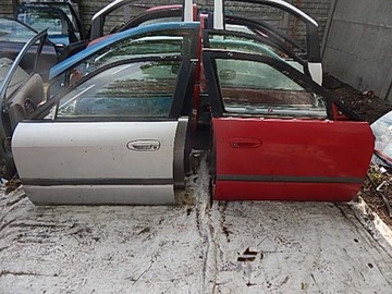 DRZWI PRZEDNIE PRAWE MAZDA 626 GF 4D SEDAN CZERWONE