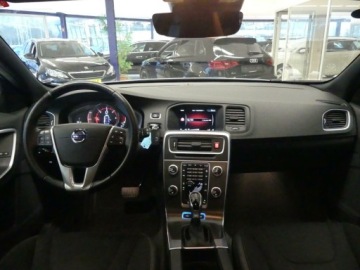 Volvo V60 I 2014 FV23% PLUG-IN diesel/hybryda 4WD lifting SUPER, zdjęcie 5