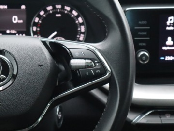 Skoda Octavia IV Kombi 2.0 TDI 115KM 2022 Skoda Octavia 2.0 TDI, Salon Polska, zdjęcie 16